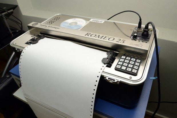 Biblioteca de Temuco Impresora Braille - Crédito:  ElPeriodico.cl