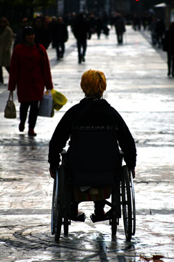 Persona en silla de ruedas - Fuente: Cepal