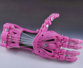 Prótesis de mano impresa en 3D - Fuente: E-Nable